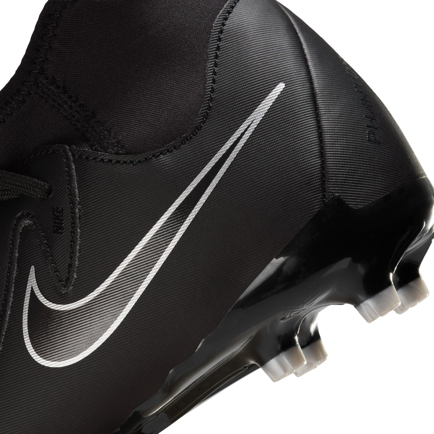 Nike Junior Phantom Luna II Academy FG/MG Soccer Cleat - Black/Black