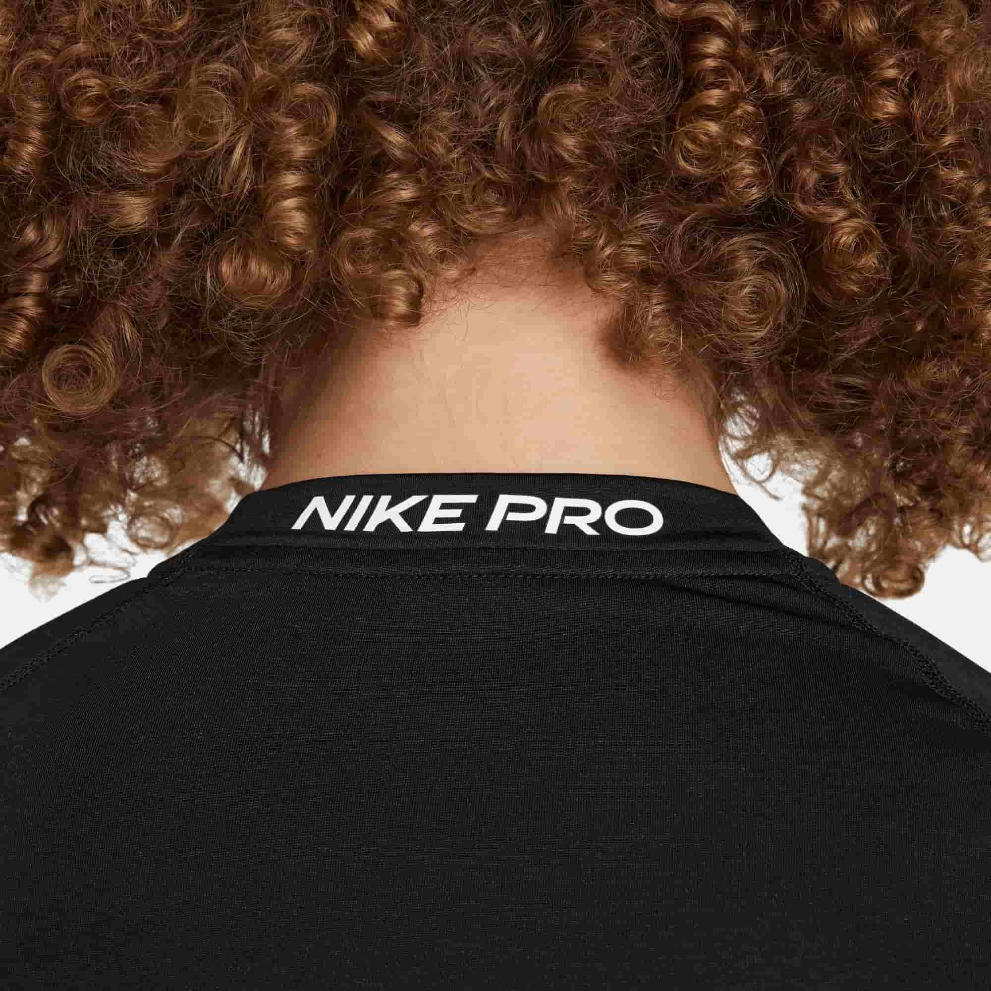 Nike Pro