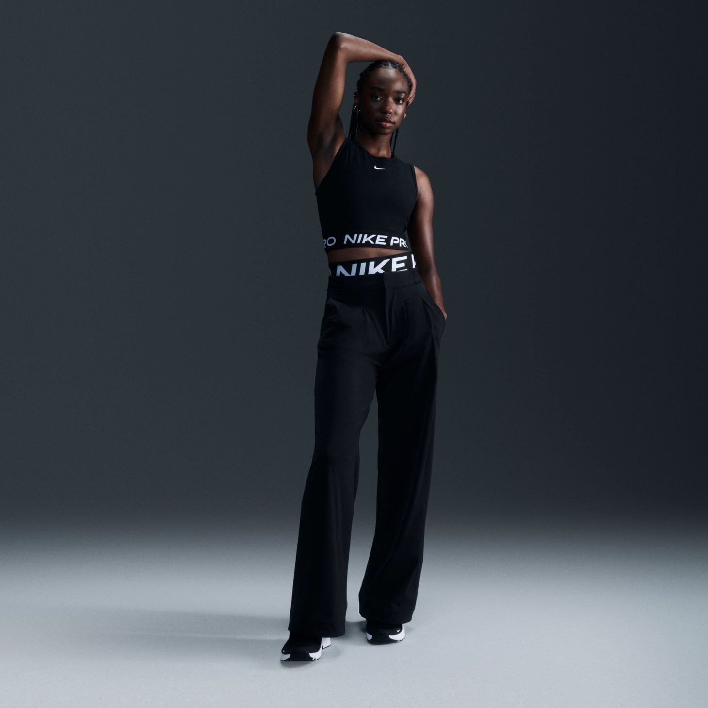 Nike Pro Women's Cropped Tank Top