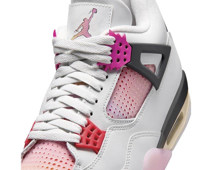 Air Jordan 4 Retro "Comic"