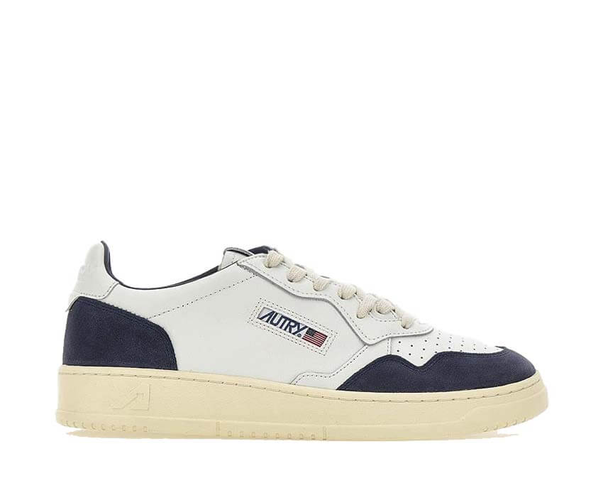 Autry Medalist Low "White Denim"