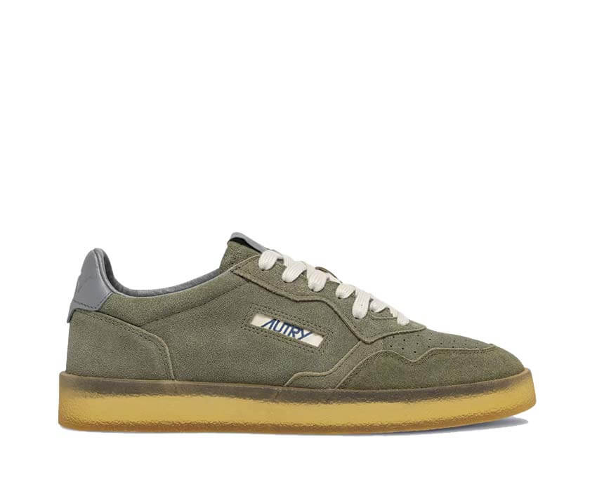 Autry Medalist Low "Crep Smokegrn"