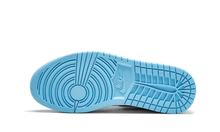 WMNS Air Jordan 1 High OG “UNC Patent Leather”