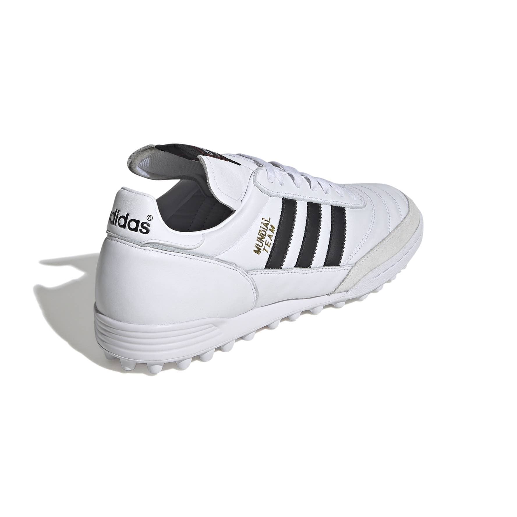 adidas Mundial Team Turf