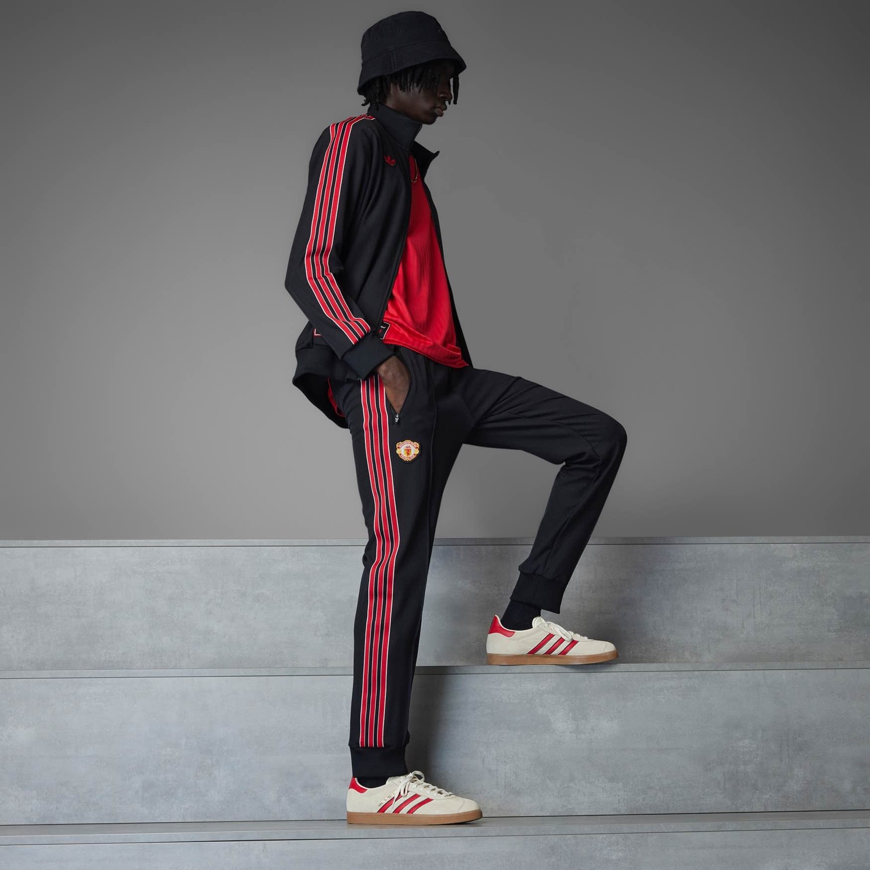 adidas Gazelle Manchester United Terrace Icons Shoes