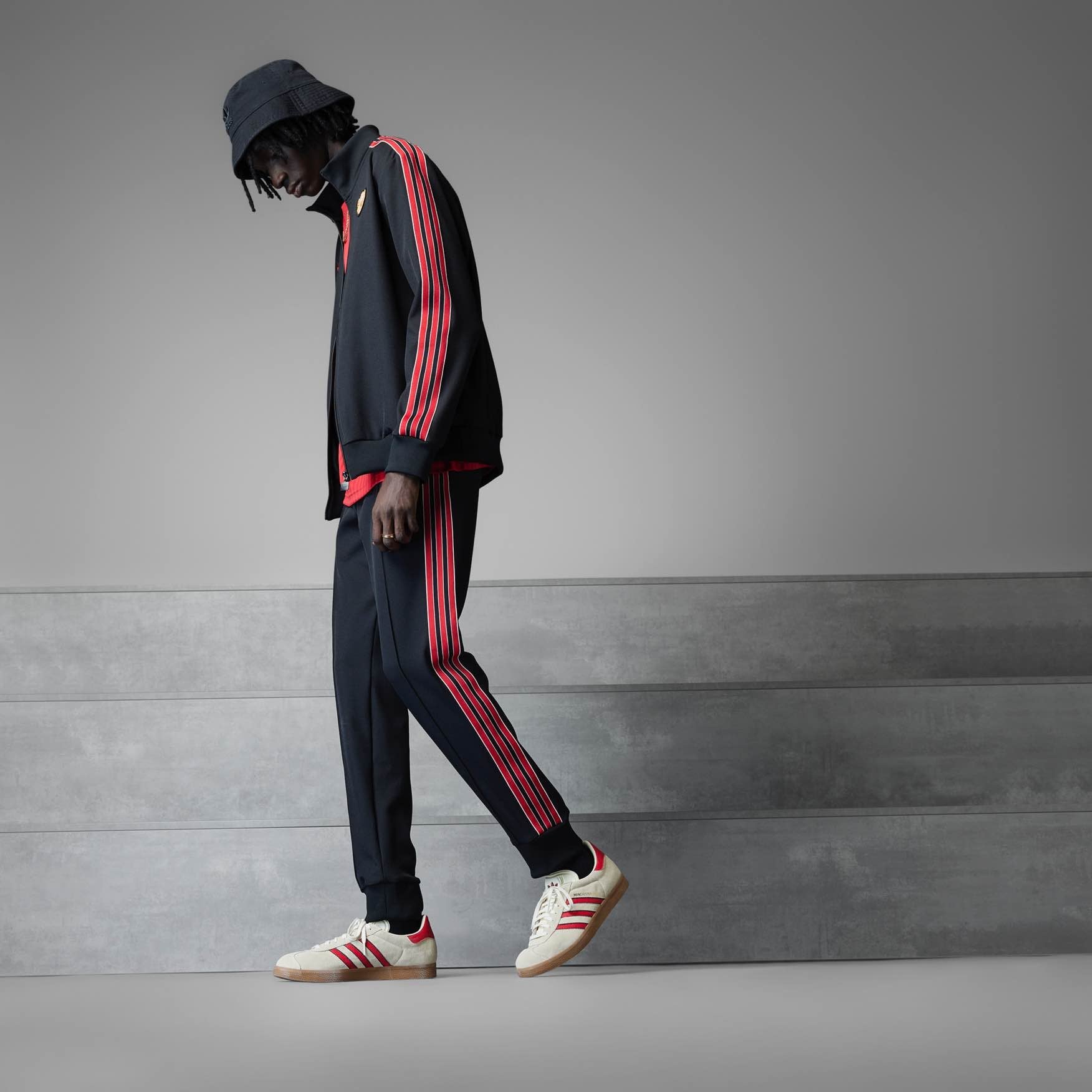 adidas Gazelle Manchester United Terrace Icons Shoes