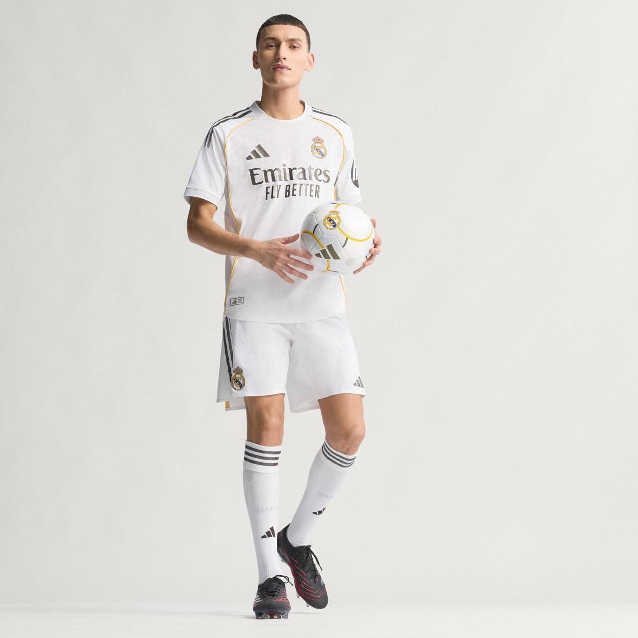 Real Madrid 25/26 Home Authentic Jersey