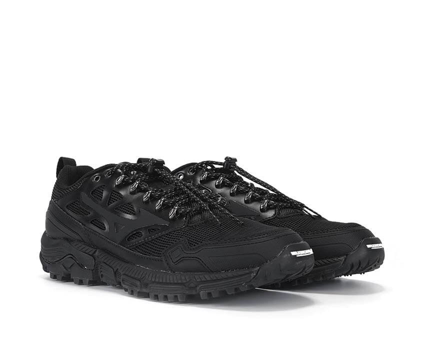 Mizuno Wave Daichi "Black"