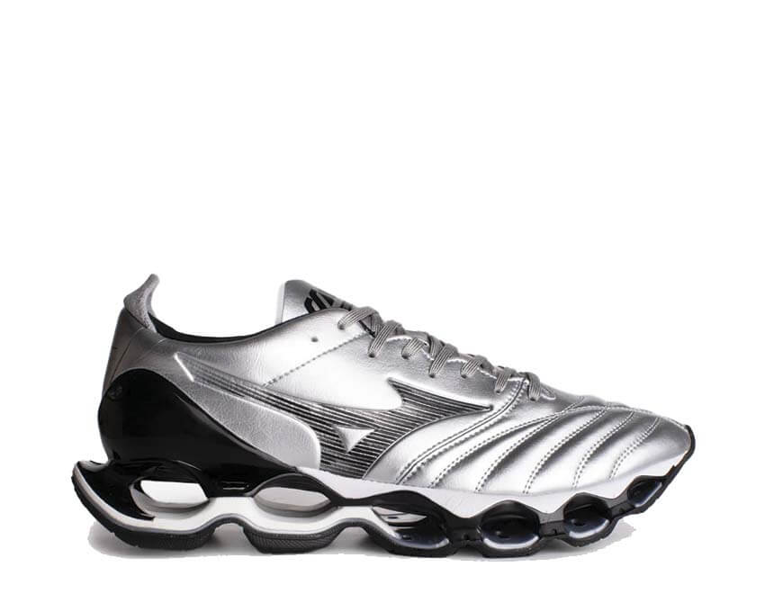 Mizuno Wave Prophecy Morelia "Silver"