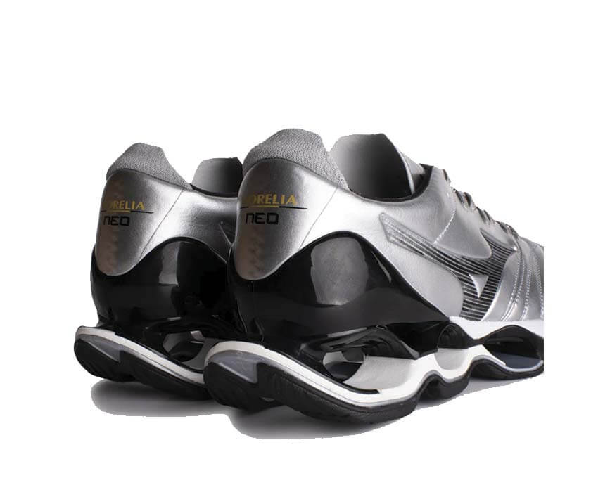 Mizuno Wave Prophecy Morelia "Silver"
