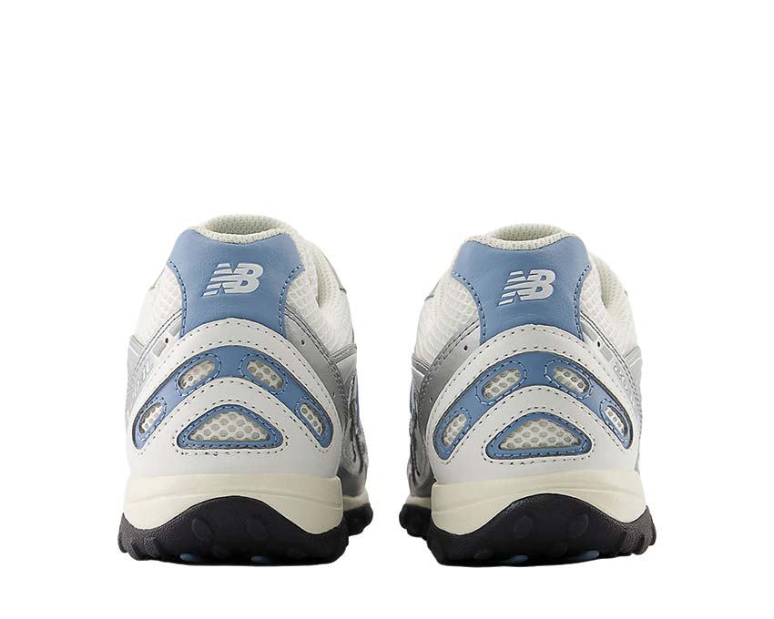 New Balance 204L "Ice Blue"
