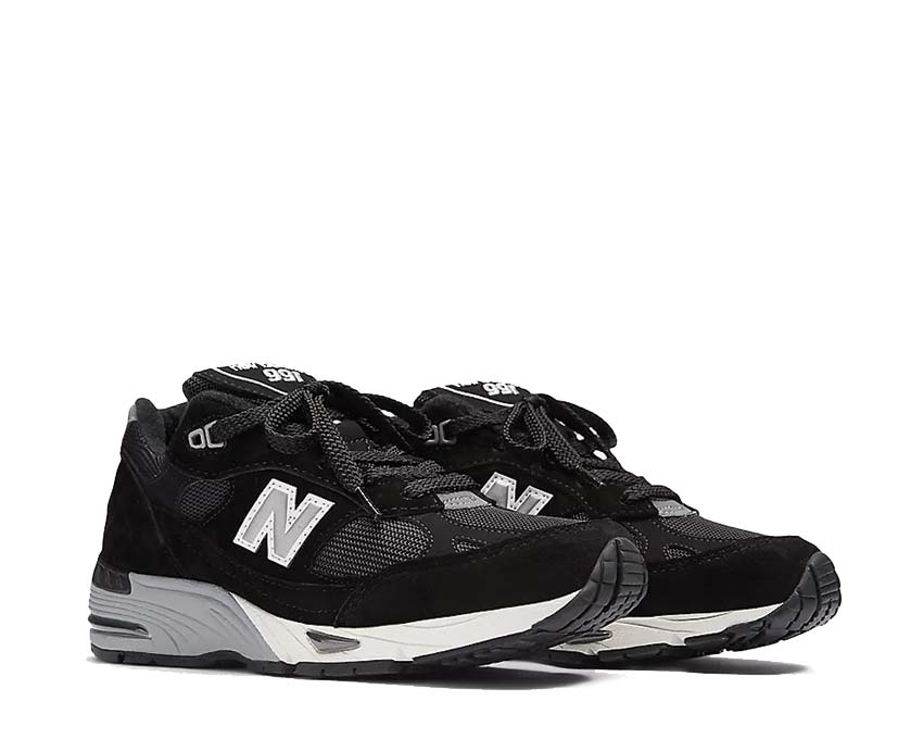New Balance 991 Made in UK "Black Silver"