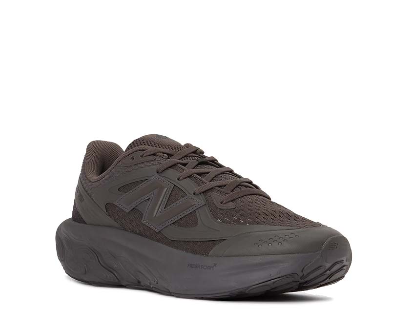 New Balance Fresh Foam Trainer "Black Cement"