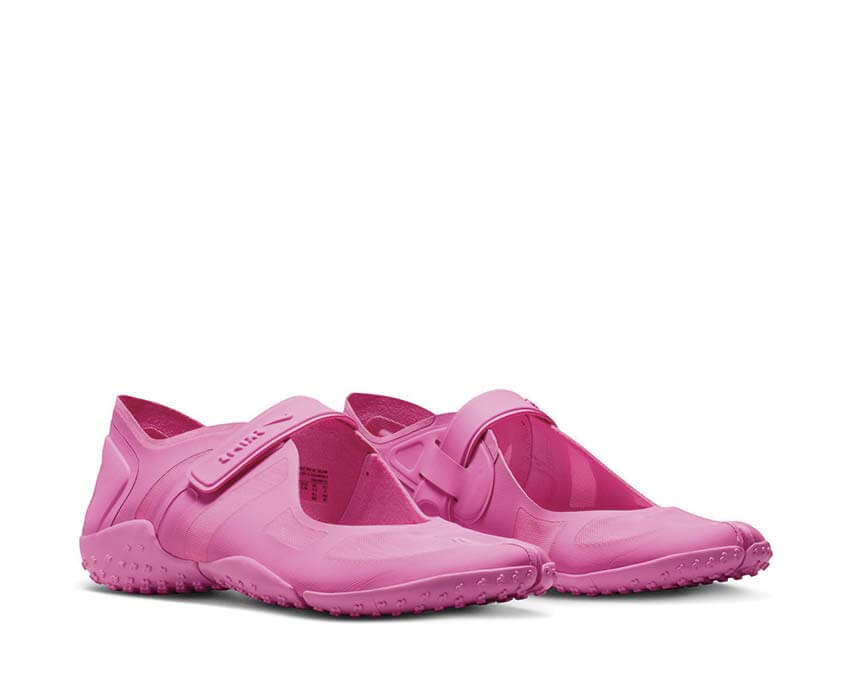 NikeSKIMS Rift Mesh "Psychic Pink"