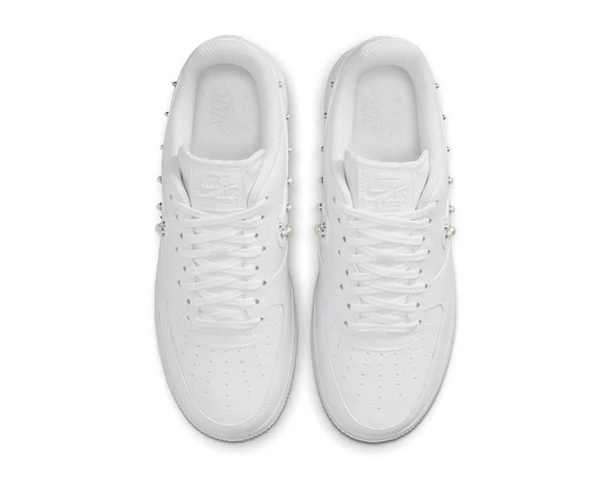 Nike Air Force 1 '07 W "Pearl Swoosh"
