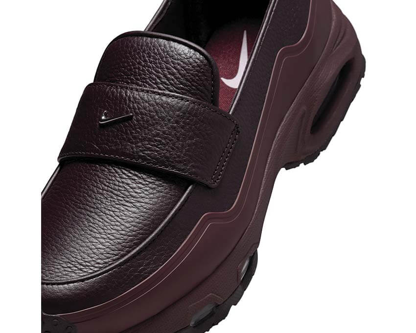Nike Air Max Phenomena "Burgundy Crush"