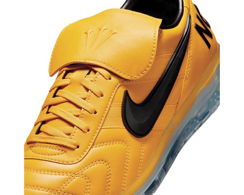 Nike Cryoshot Tiempo '94 x Canada x NOCTA