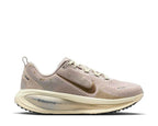 Nike Vomero 18 SE W "Cream II"