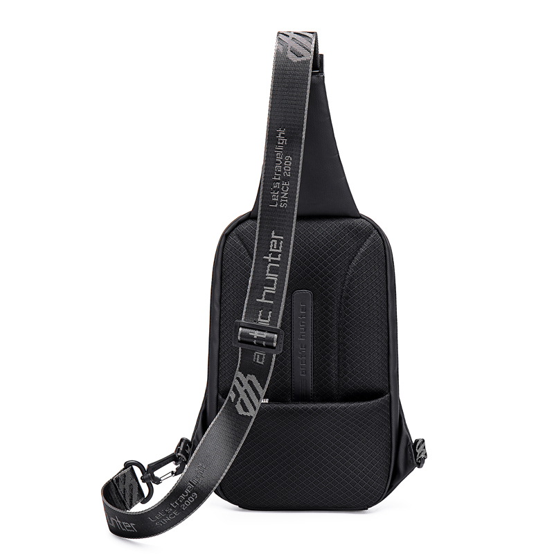 Arctic hunter SP126