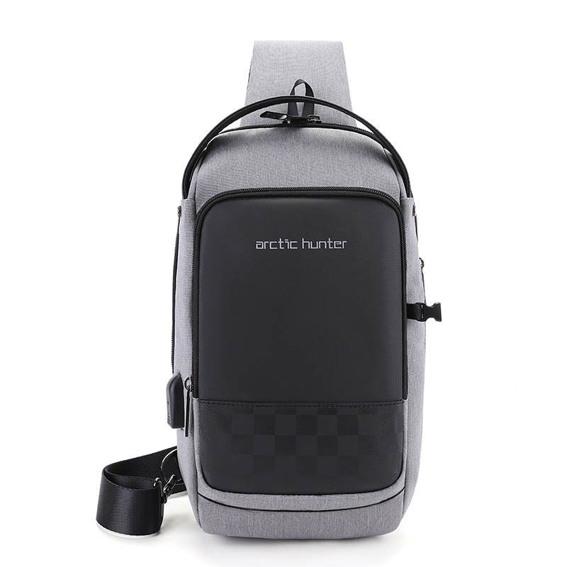 Arctic hunter SP105