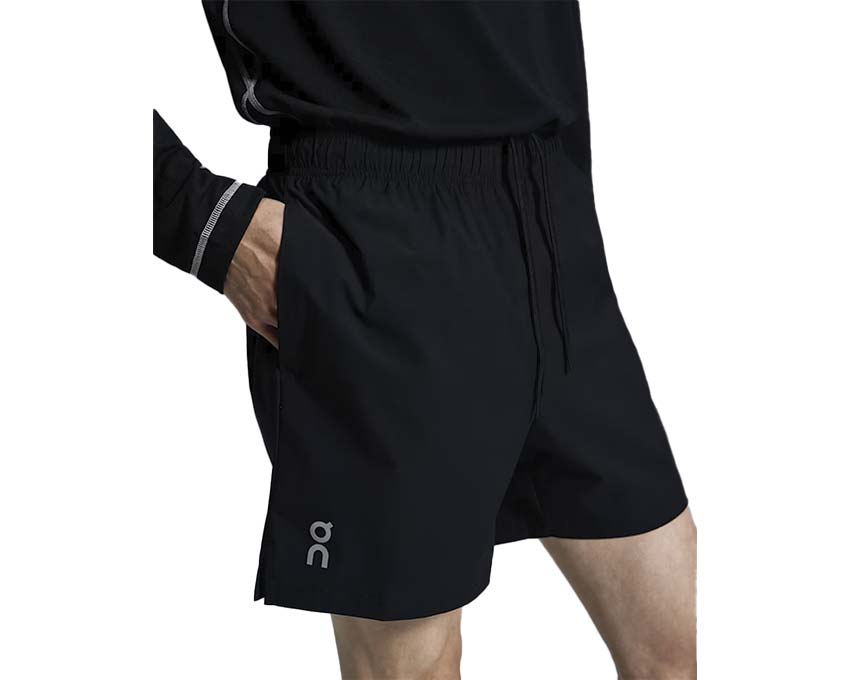 On 5" Core Shorts "Black"