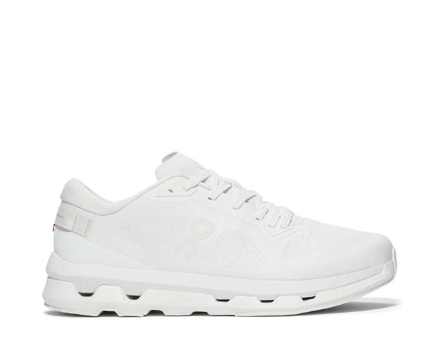 On Cloudzone M "White"