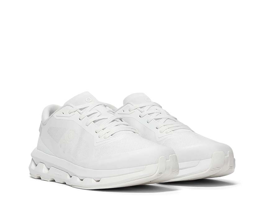 On Cloudzone M "White"