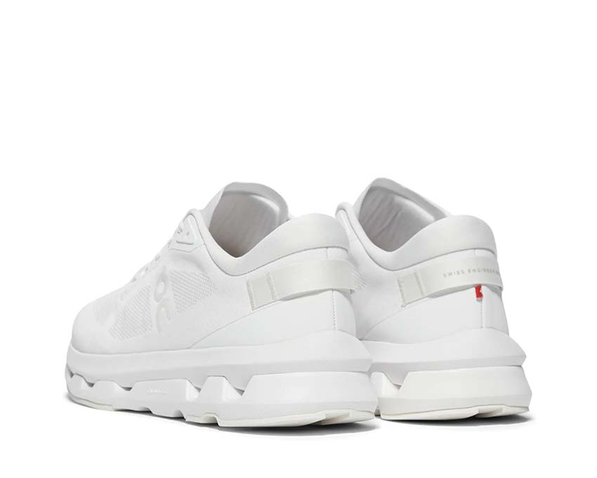 On Cloudzone M "White"