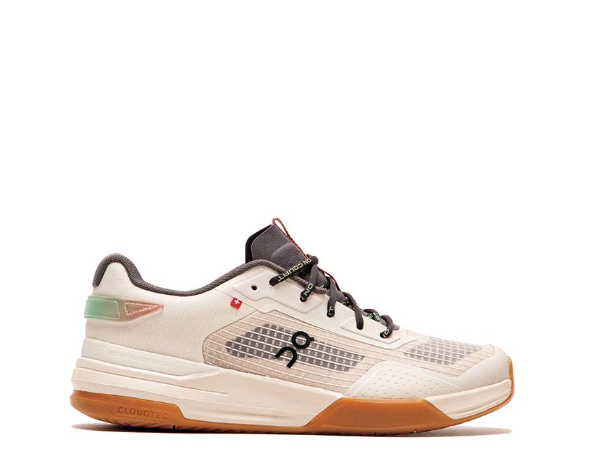 On The Roger Advantage Z5 "Almond" W