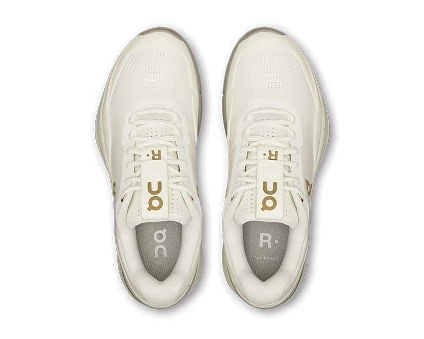 On The Roger Pro Ace "Ivory Fog"