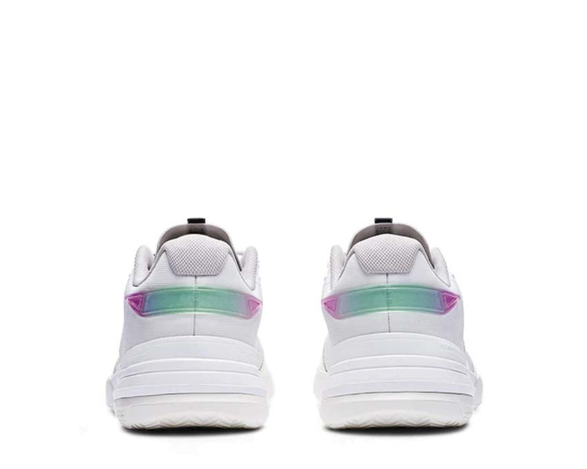 On The Roger Advantage Z5 'White Ivory'