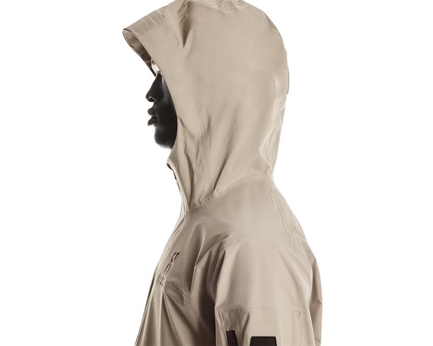 ON Trek Jacket M "Desert"