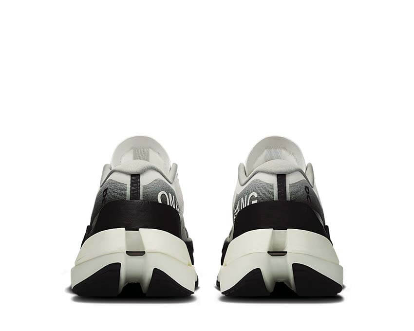 On Cloudboom Max 1 W "White"