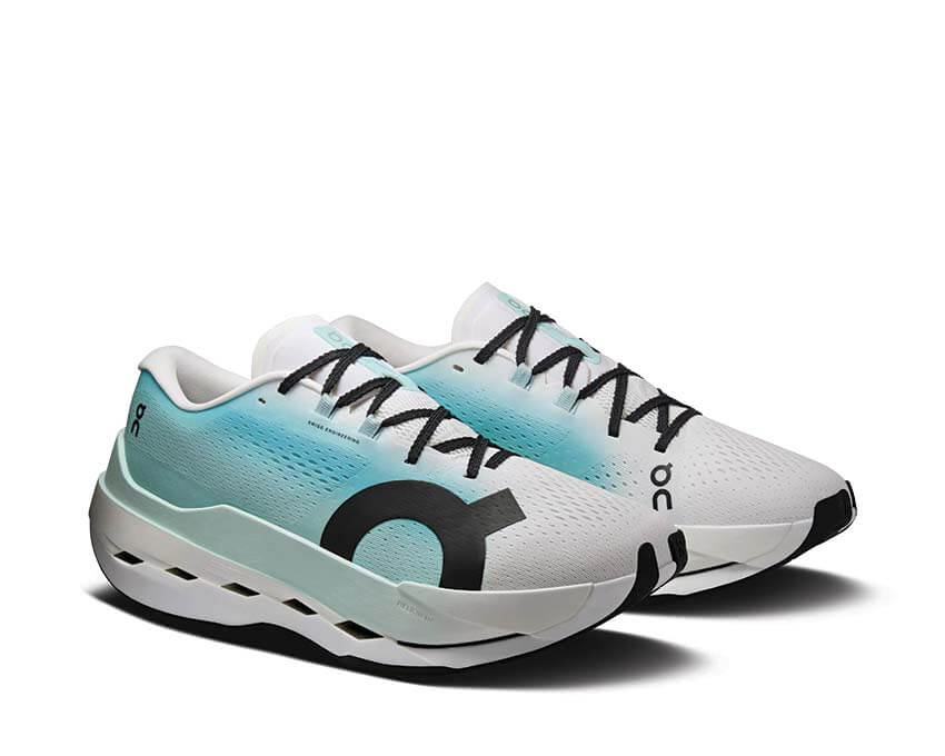 On Cloudboom Max "White"