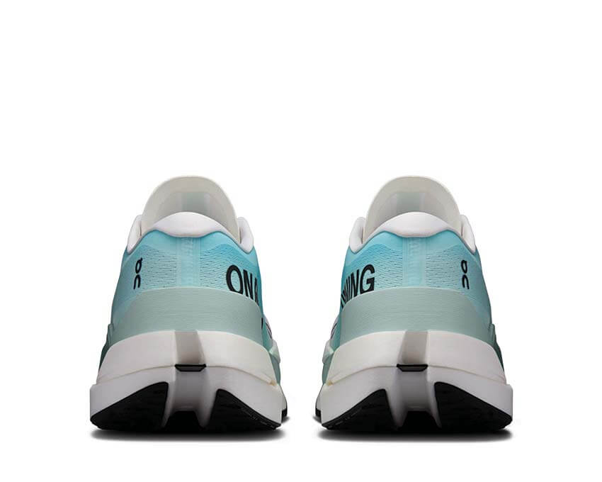 On Cloudboom Max "White"