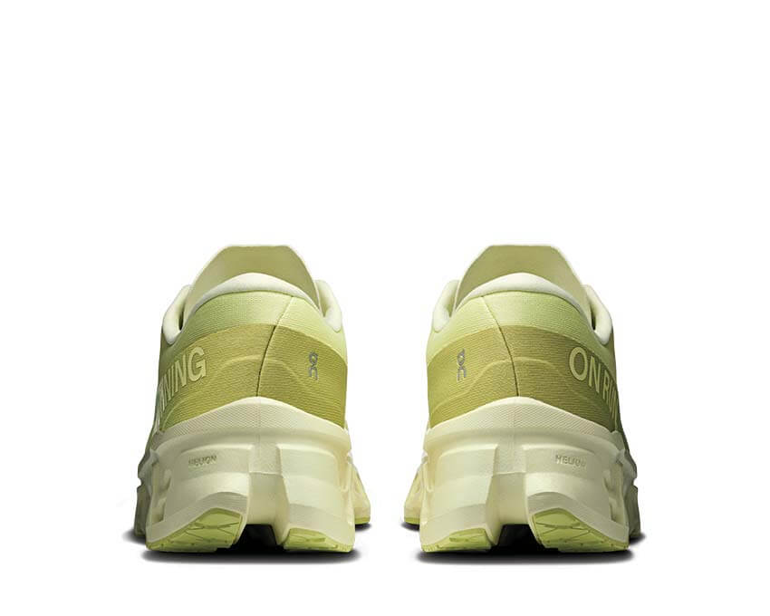 On Cloudmonster 3 W "Limelight"
