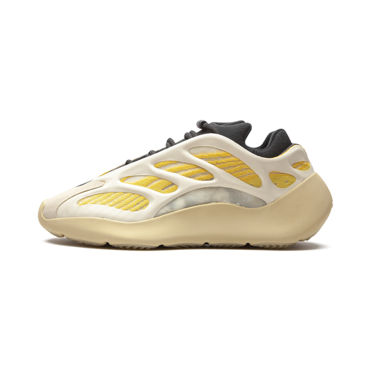 Yeezy Boost 700 V3 "Safflower"