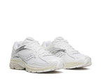Saucony Progrid Omni 9 "Eggshell"