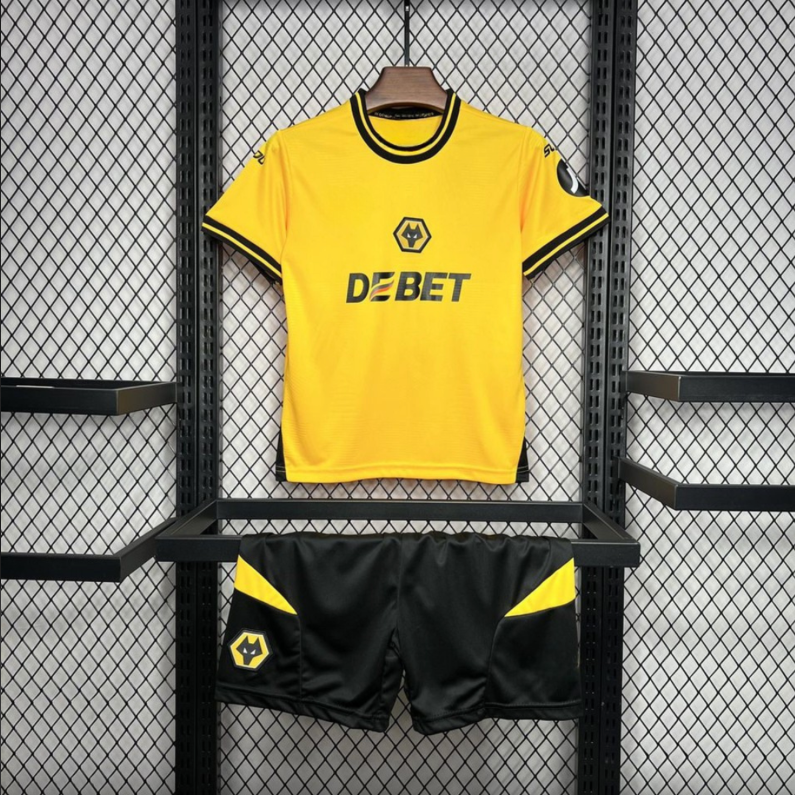Kids Wolverhampton Wanderers F.C. 2024/25 Home Jersey