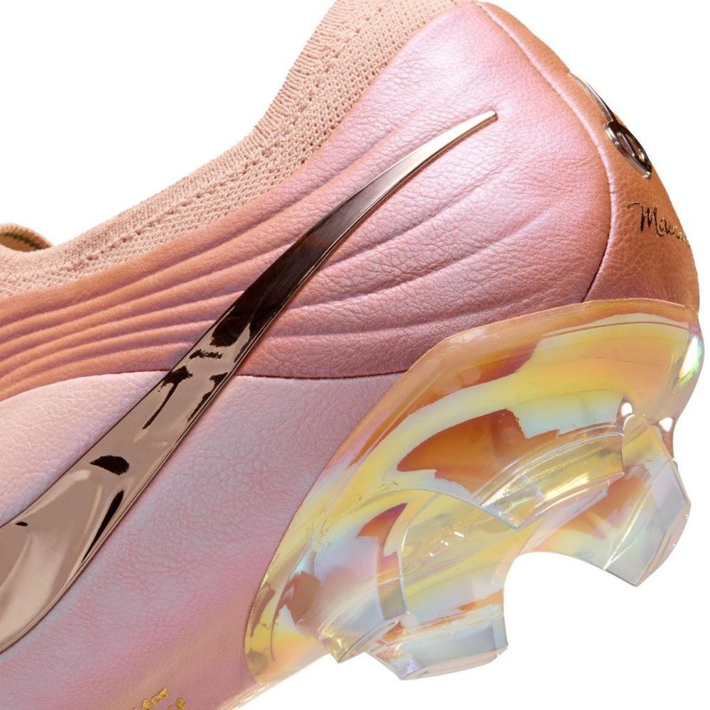 Nike Tiempo Maestro Elite LE Firm Ground Cleats