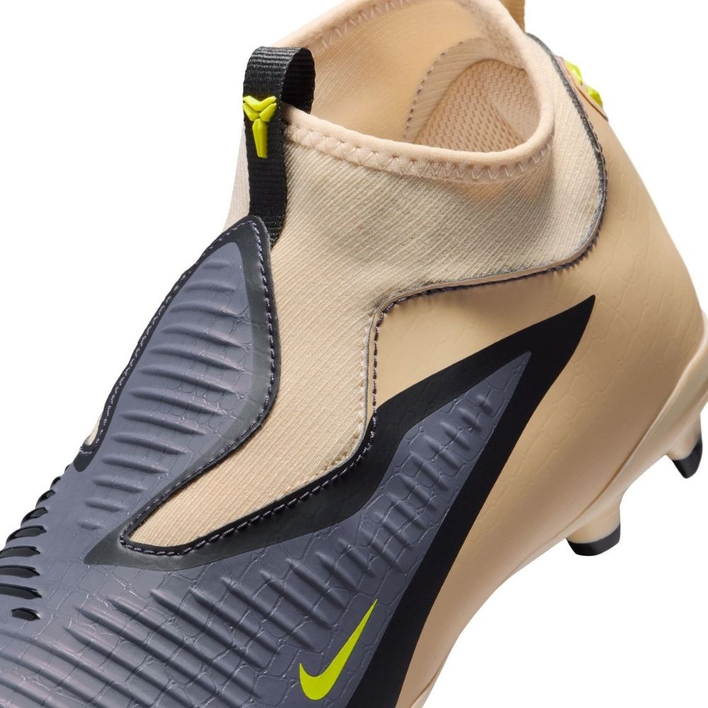 Nike Kobe Junior Phantom 6 High SE Academy Firm/Multi-Ground Cleats