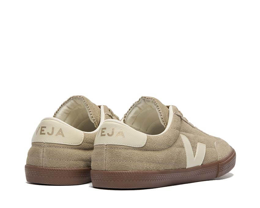 Veja Panenka Suede "Taupe"
