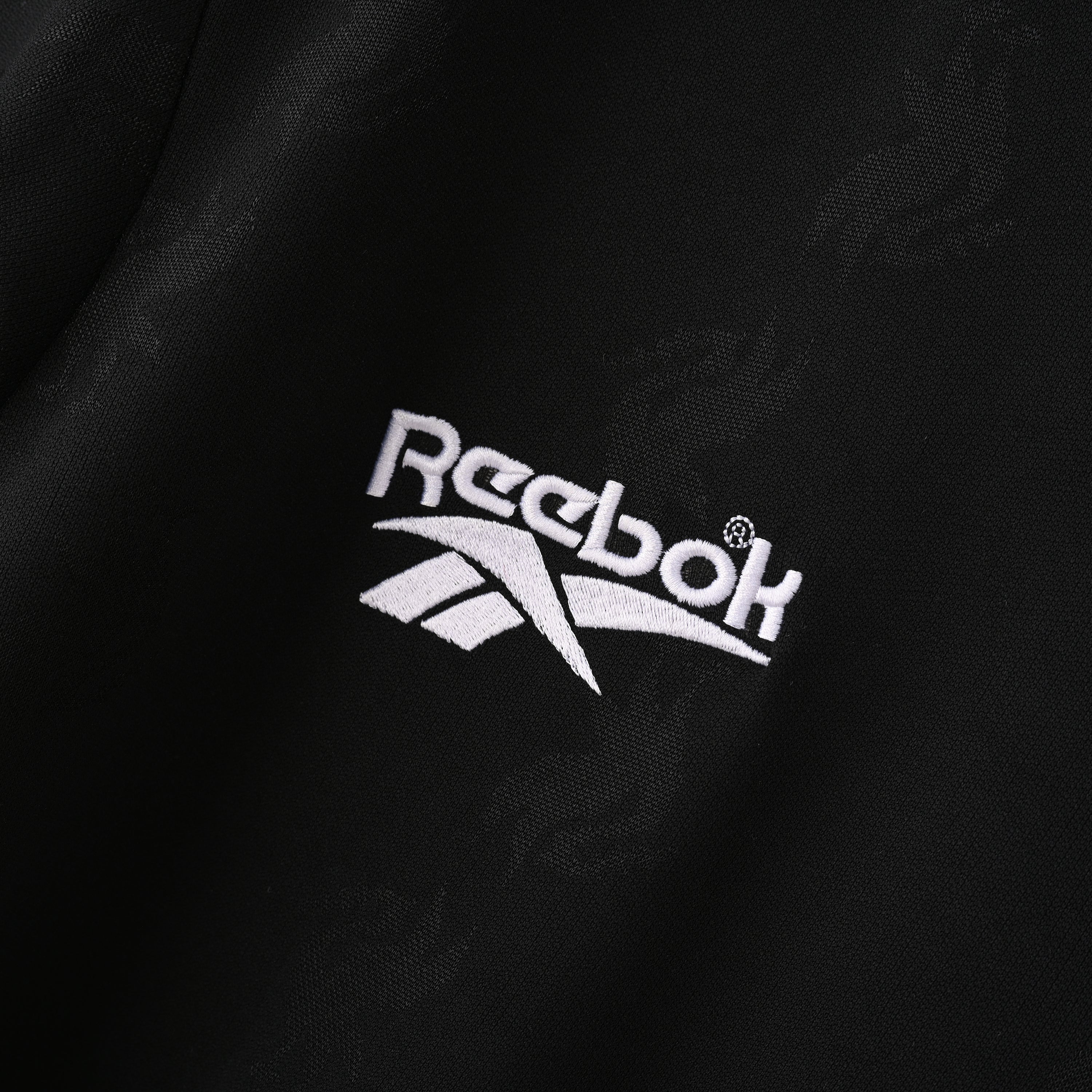 Retro Liverpool FC 1996/97 Jersey