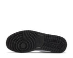 Air Jordan 1 Retro High OG "Light Smoke Grey"