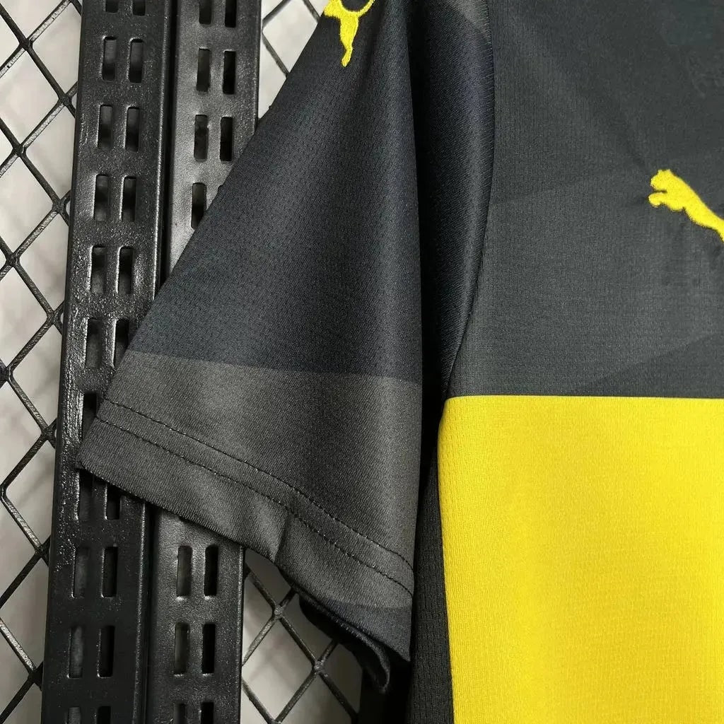 Away 24/25 Men's Shirt · Design 2