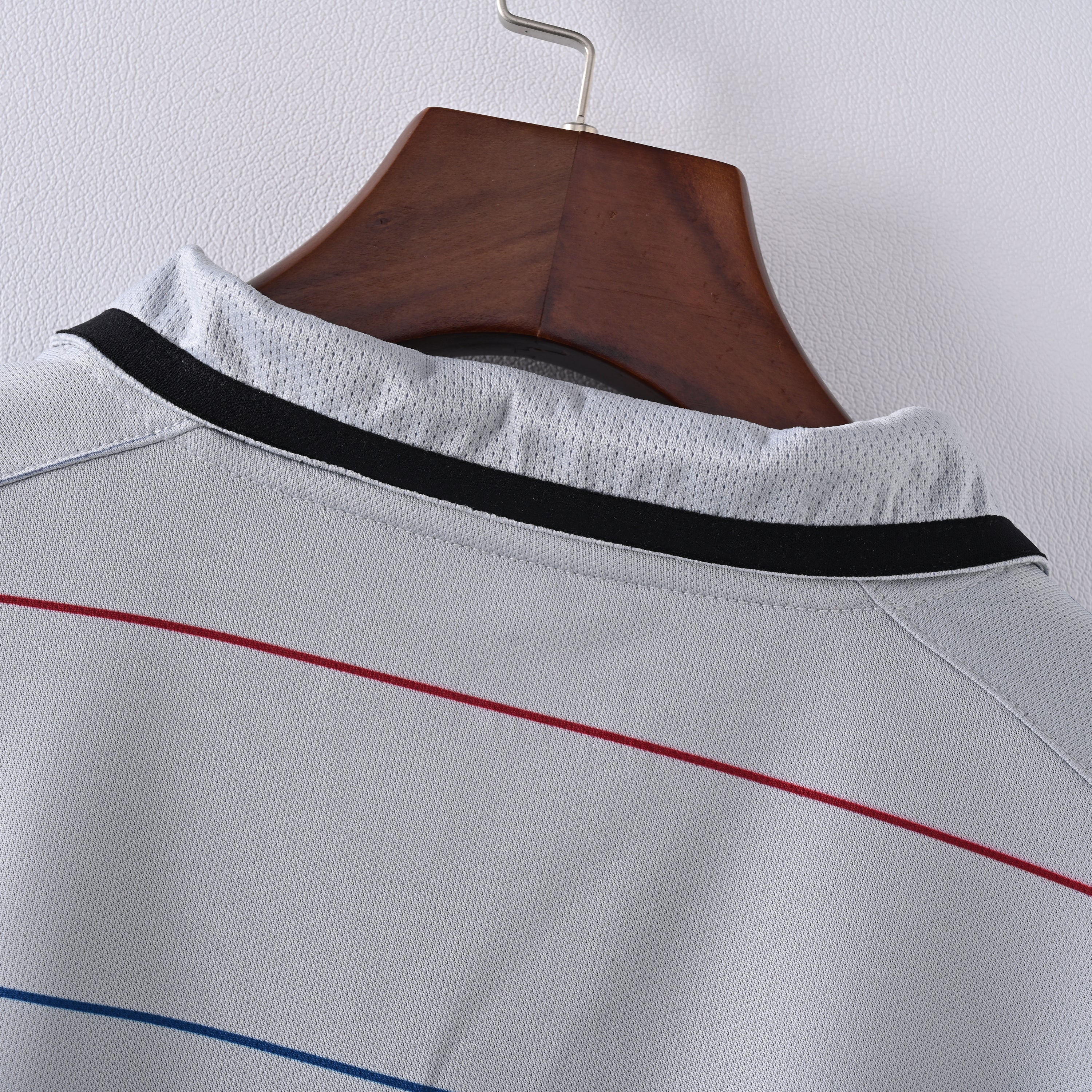 Retro Barcelona 2003/04 Jersey