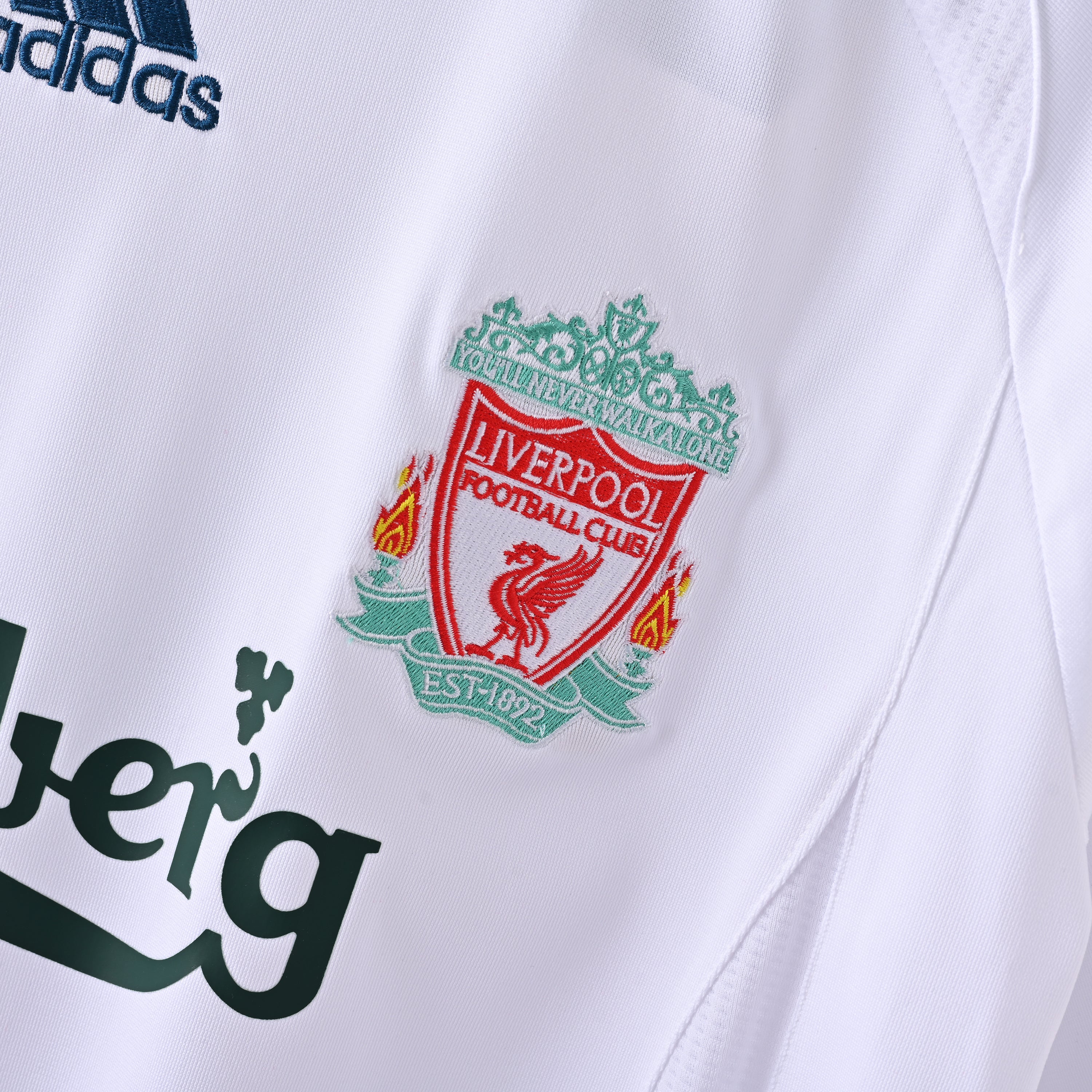 Retro Liverpool FC 2006/07 Jersey