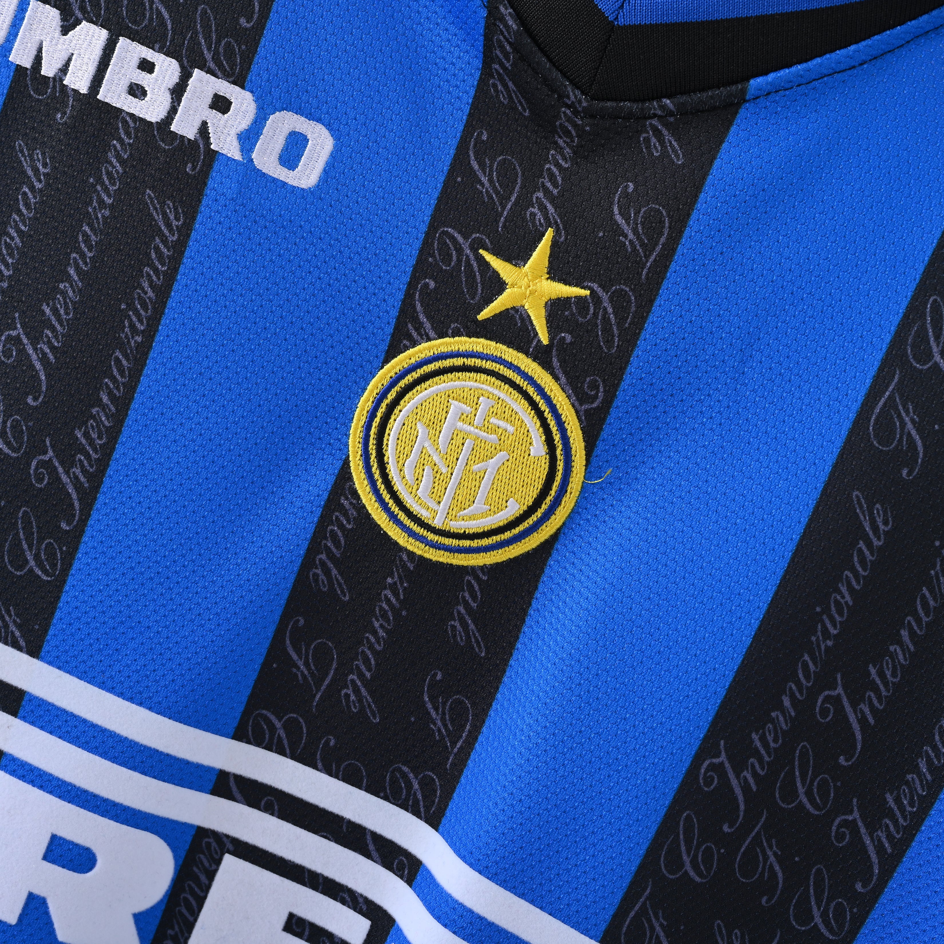 Retro Inter Milan 1997/98 Jersey