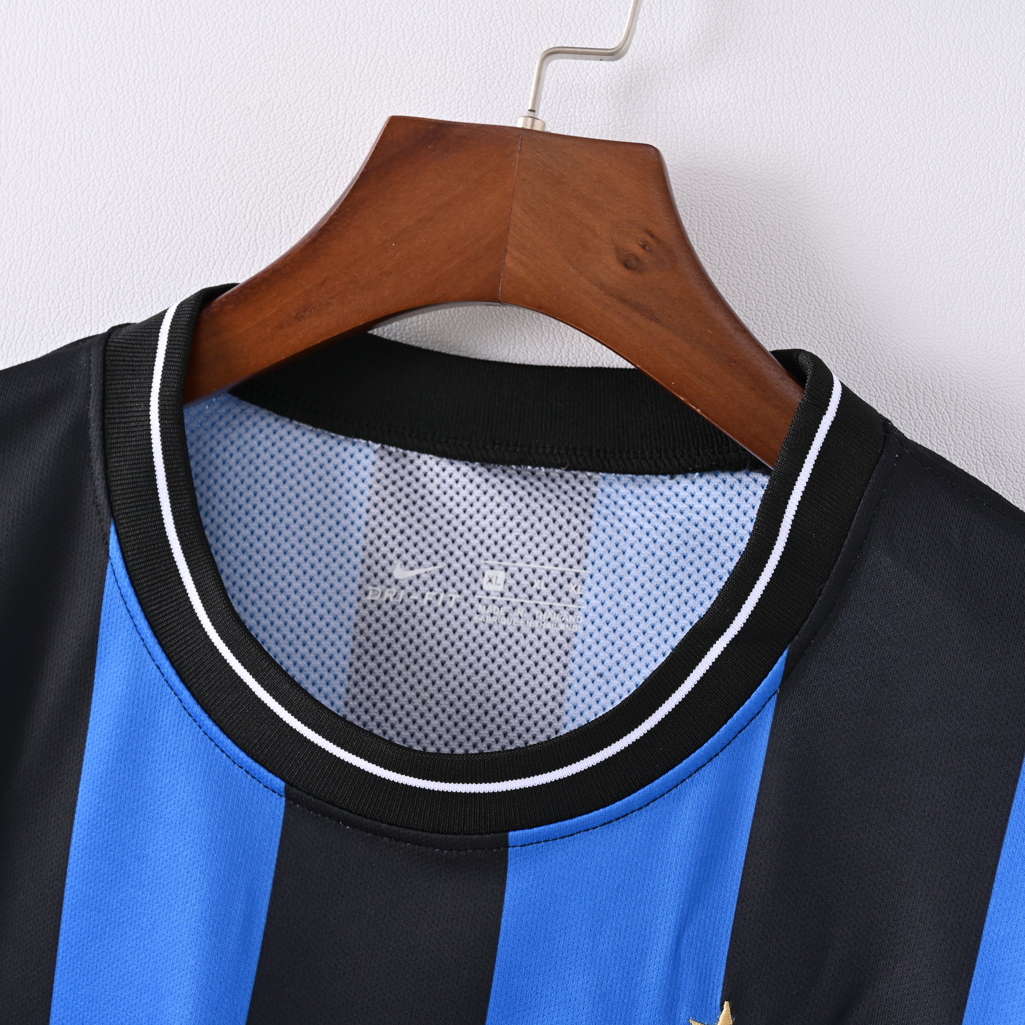 Retro Inter Milan 2009/10 Jersey