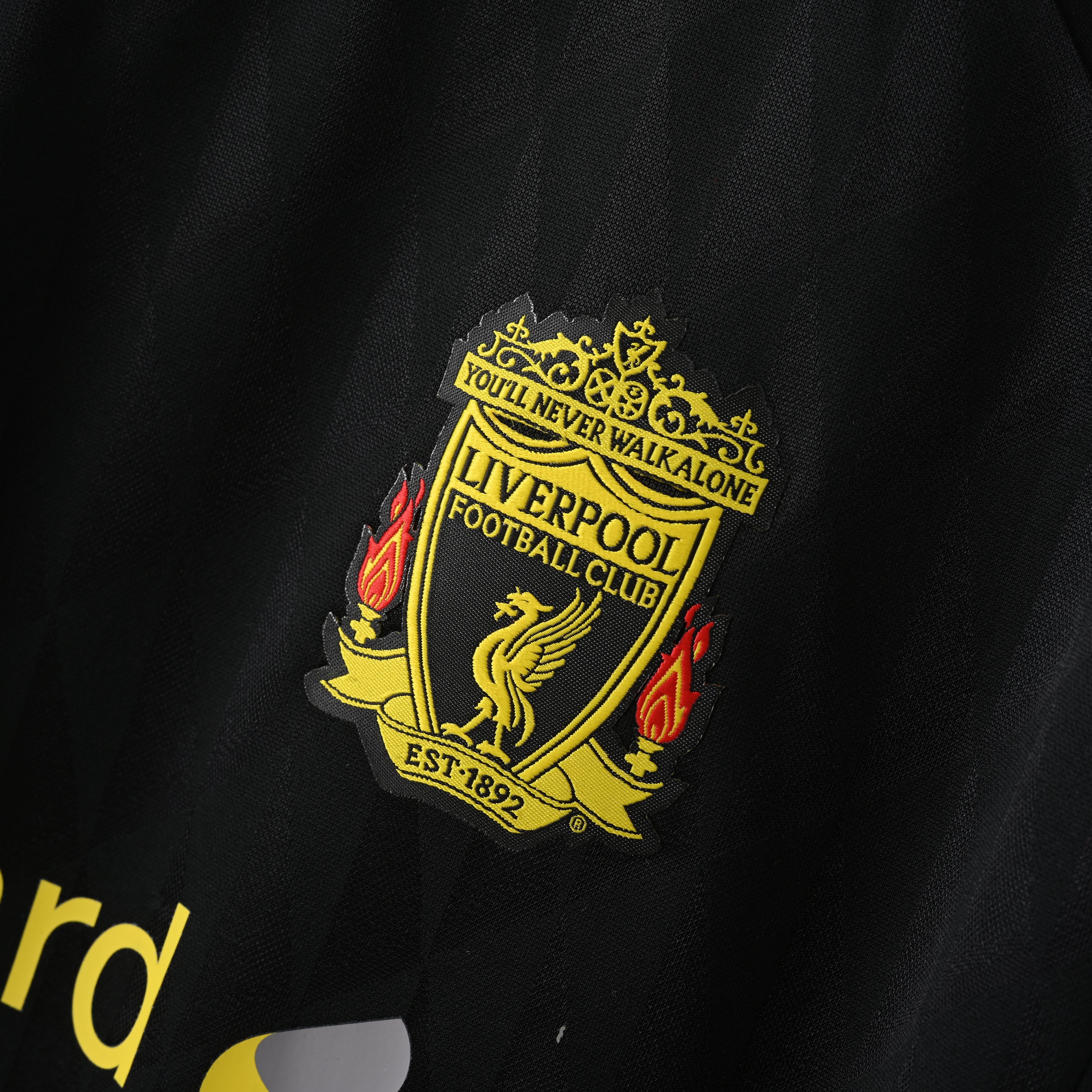 Retro Liverpool FC 2010/11 Jersey